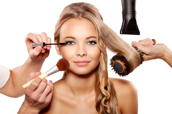 Makeup And Hair Tips That Make You Look Younger