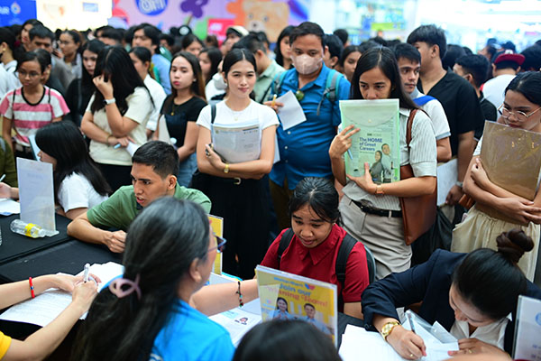 Successful Job Fair At SM Dasmarinas Builds Momentum For Nationwide 'Araw Ng Kalayaan' Event